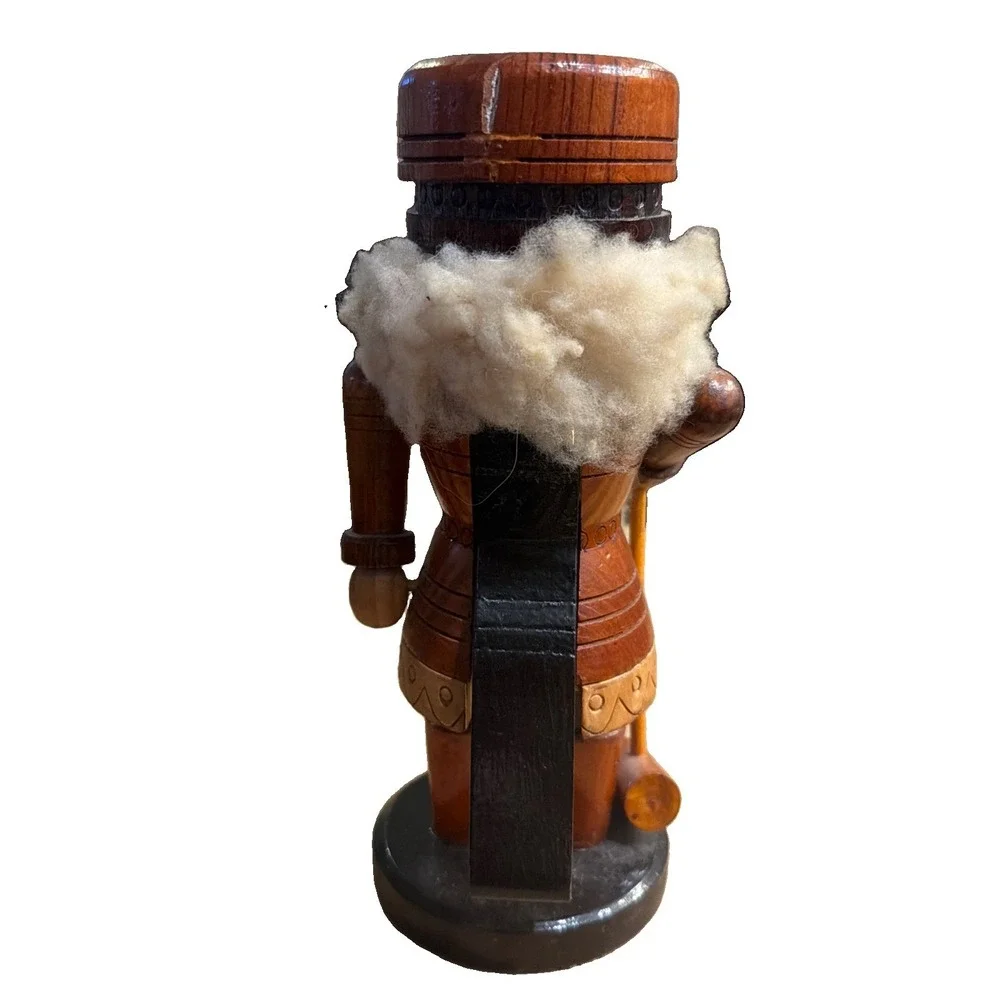 Erzgebirge German Hand Carved Natural Wood Nutcracker Vintage 10
